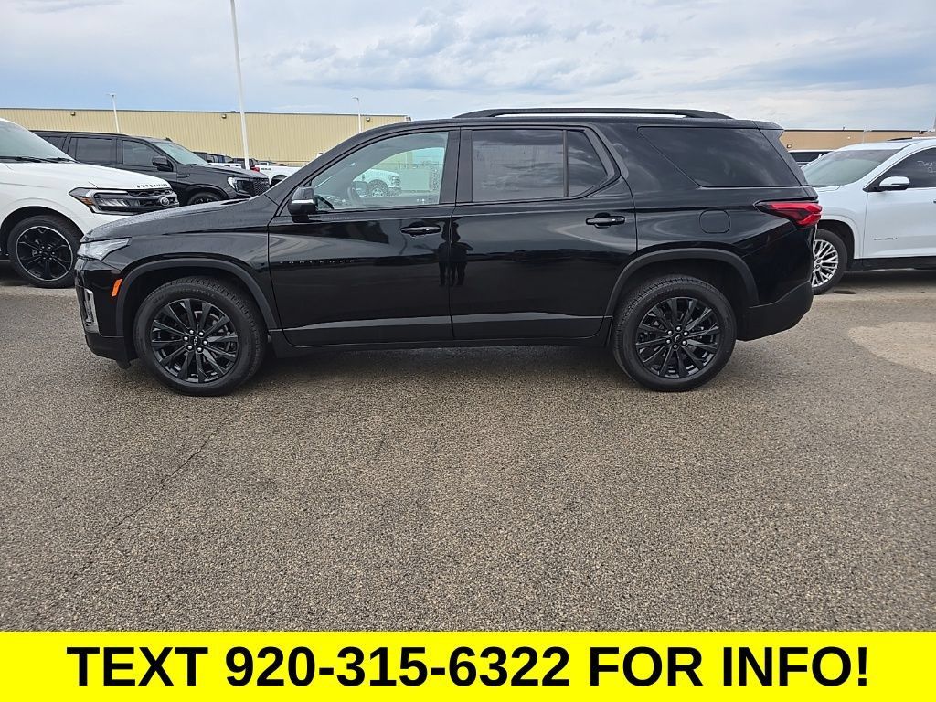 Used 2023 Chevrolet Traverse RS w/ LPO, Floor Liner Package AWD/4WD image 3