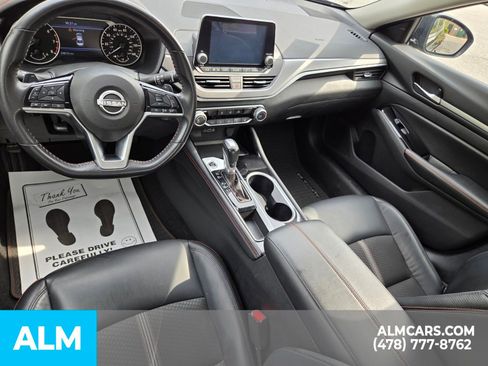 Used 2025 Nissan Altima 2.5 SR FWD image 7