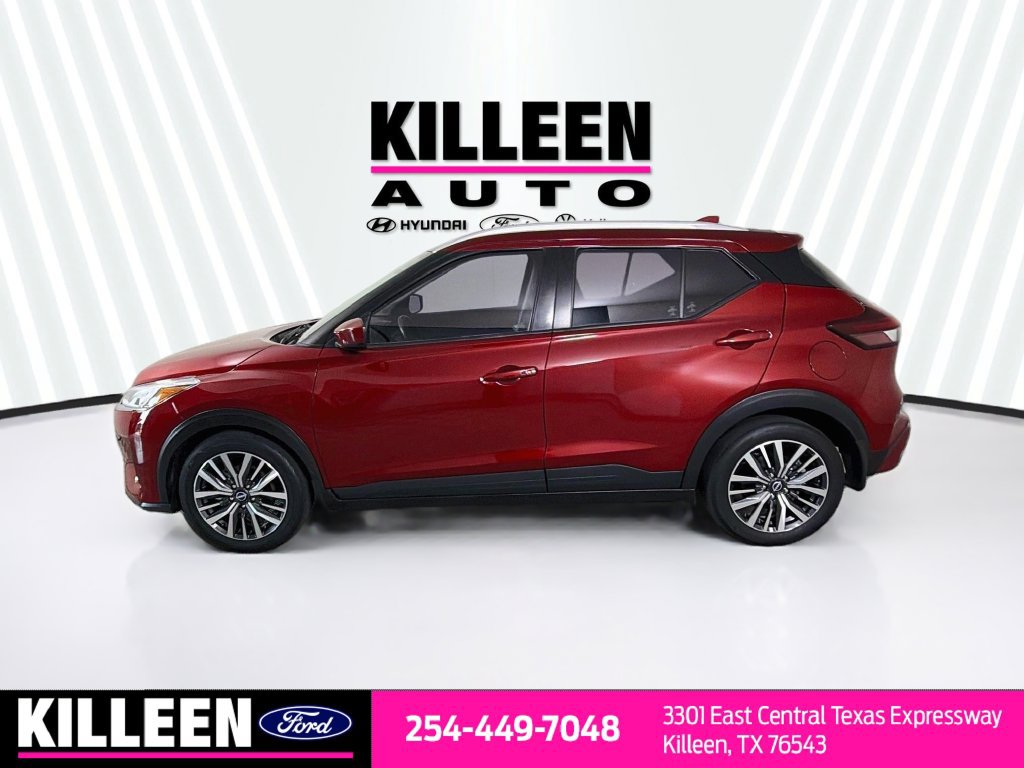 Used 2023 Nissan Kicks SV FWD image 4