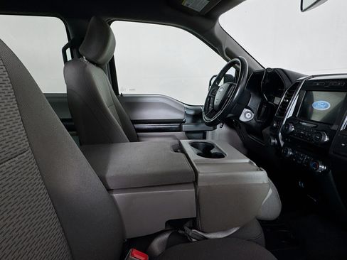 Used 2018 Ford F150 XLT w/ Equipment Group 302A Luxury image 26