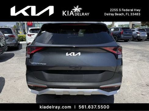 Certified 2024 Kia Sportage EX FWD image 5