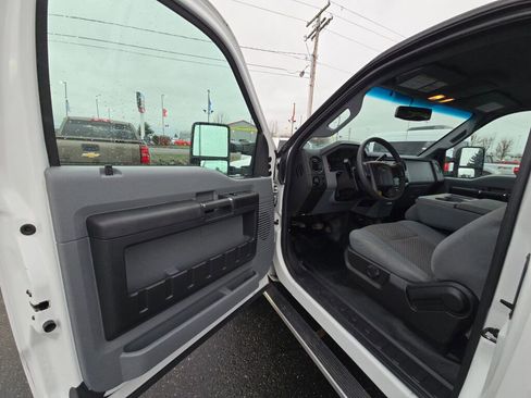 Used 2016 Ford F350 XL w/ XL Appearance Package image 16