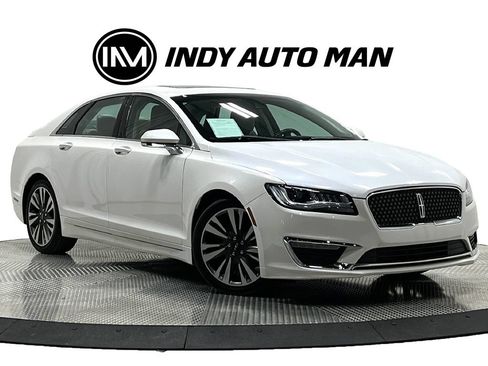 Used 2018 Lincoln MKZ Reserve w/ Climate Package FWD image 2