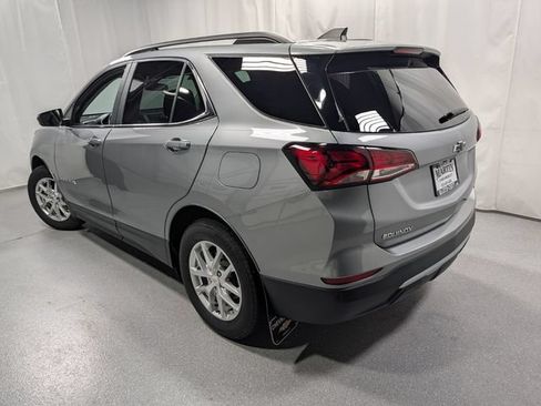 Used 2024 Chevrolet Equinox LT AWD/4WD image 6