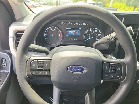 Used 2025 Ford F250 XL w/ STX Appearance Package AWD/4WD image 9