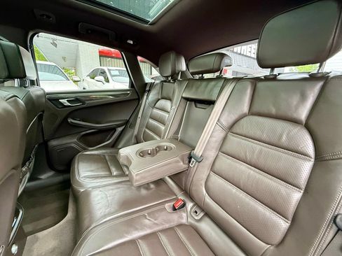Used 2015 Porsche Macan S AWD/4WD image 35