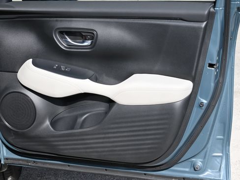 New 2027 Honda HR-V LX image 12