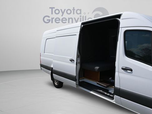 Used 2020 Mercedes-Benz Sprinter 2500 image 31