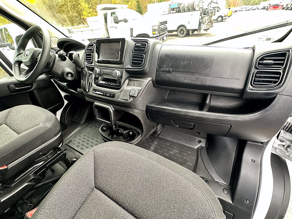 Used 2025 RAM ProMaster 2500 w/ U-Haul Equipment Group FWD image 25