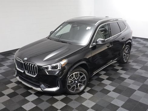 Used 2026 BMW X1 xDrive28i AWD/4WD image 2