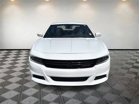 Used 2022 Dodge Charger SXT image 8