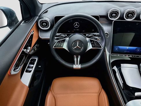 Certified 2026 Mercedes-Benz GLC 300 4MATIC image 10