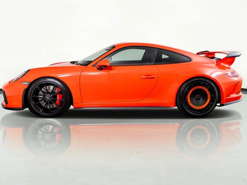 Used 2018 Porsche 911 GT3 image 16