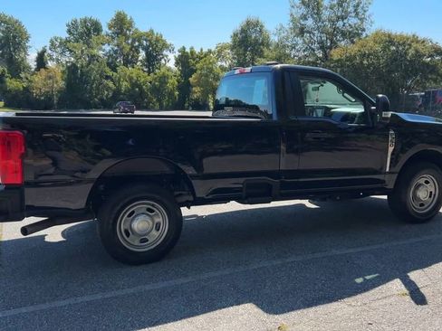 Used 2024 Ford F350 XL w/ Camper Package image 3