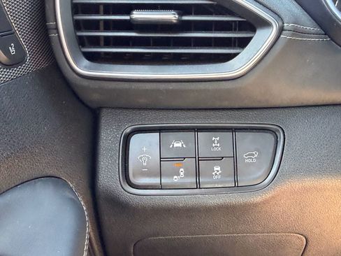 Used 2019 Hyundai Santa Fe AWD image 17