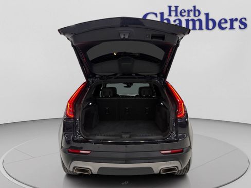 Certified 2022 Cadillac XT4 Premium Luxury w/ Enhanced Visibility Package image 7