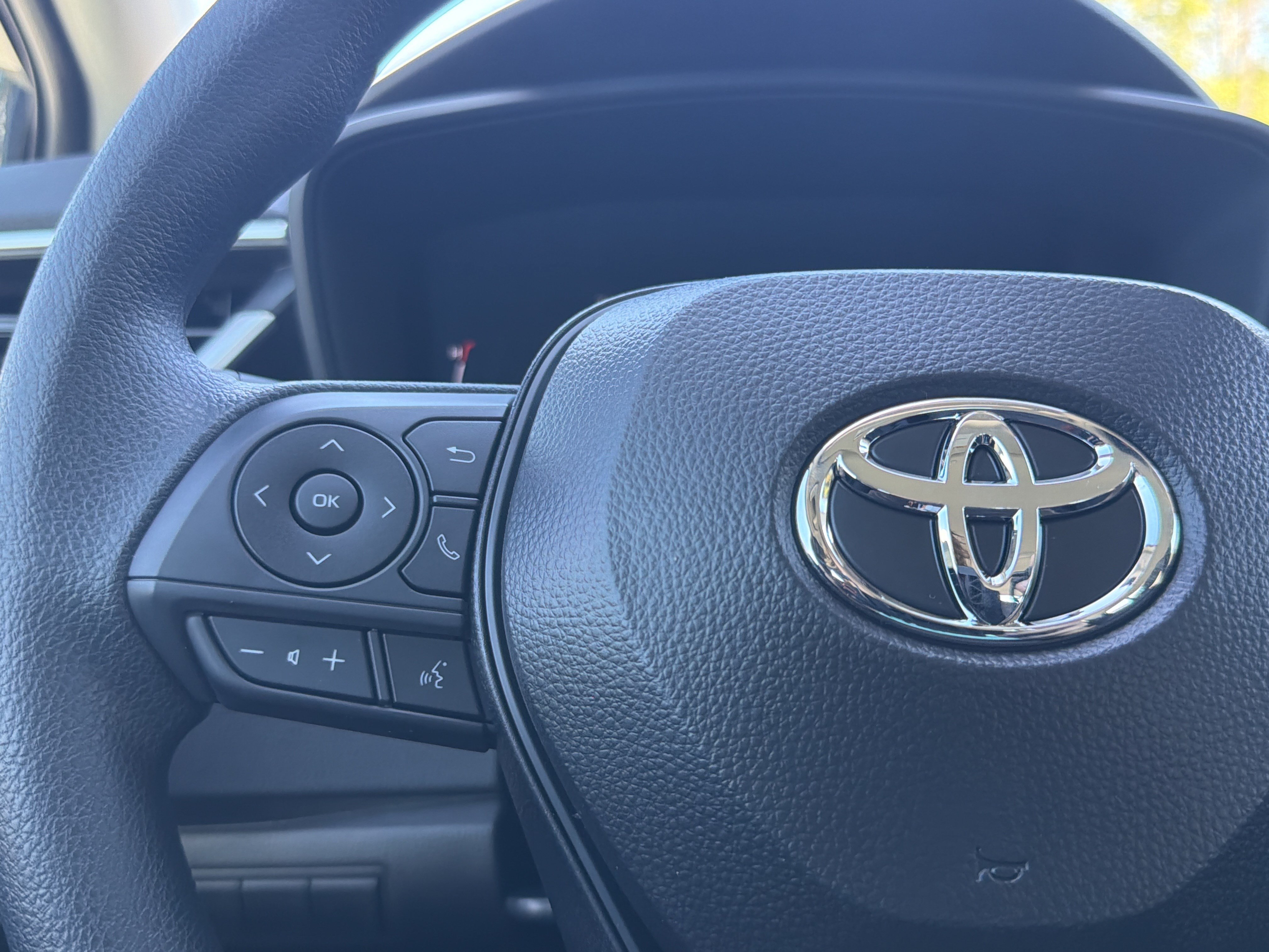 New 2027 Toyota Corolla LE FWD image 27