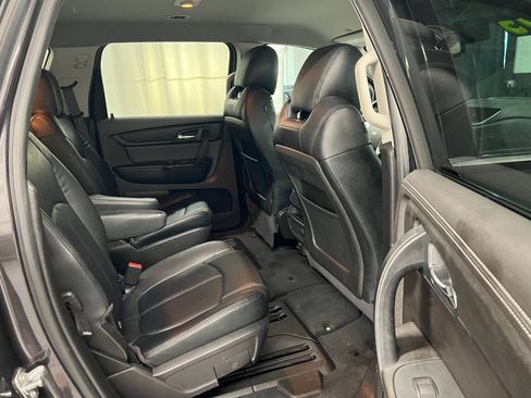 Used 2016 Chevrolet Traverse LT w/ Style and Technology Package AWD/4WD image 11