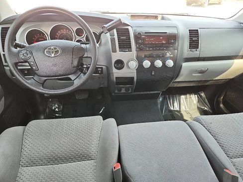 Used 2013 Toyota Tundra 2WD CrewMax w/ Tow Pkg image 10