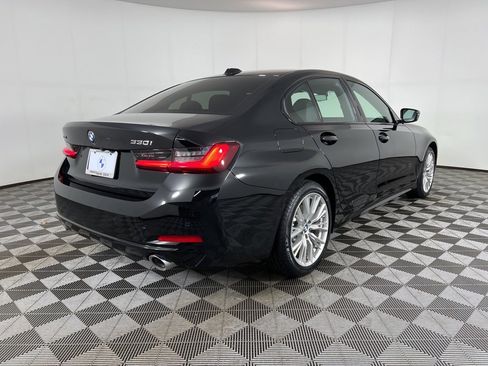 Certified 2023 BMW 330i xDrive Sedan w/ Premium Package image 5