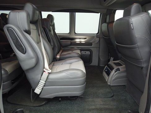 Used 2020 Chevrolet Express 2500 Extended w/ Enhanced Convenience Package image 45