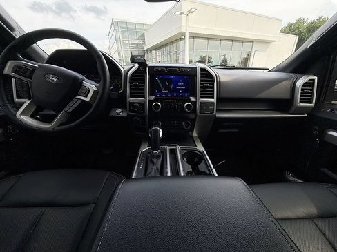Used 2020 Ford F150 Lariat w/ Equipment Group 502A Luxury AWD/4WD image 18