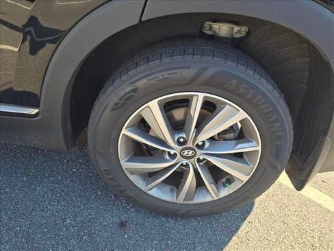 Used 2020 Hyundai Santa Fe Limited FWD image 7