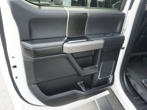 Used 2019 Ford F150 Platinum w/ Equipment Group 701A Luxury image 14