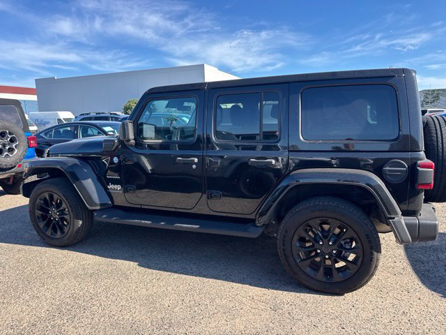 Used 2024 Jeep Wrangler Unlimited Sahara w/ Technology Group AWD/4WD image 9