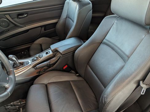 Used 2012 BMW 335is Convertible image 9