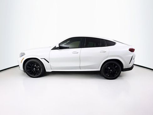 Used 2022 BMW X6 xDrive40i w/ Executive Package image 4