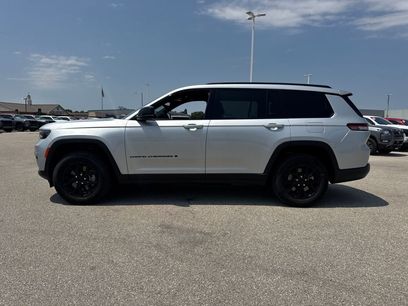 Used 2025 Jeep Grand Cherokee L Altitude