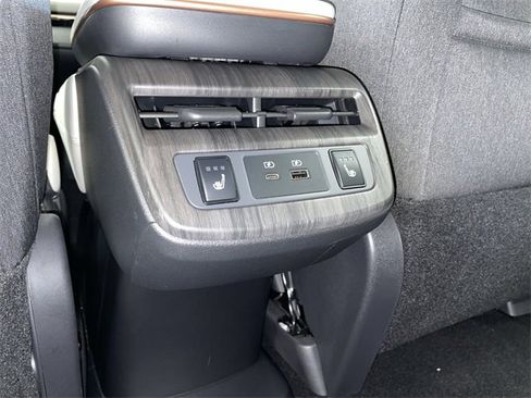 Certified 2024 Nissan Ariya AWD image 17