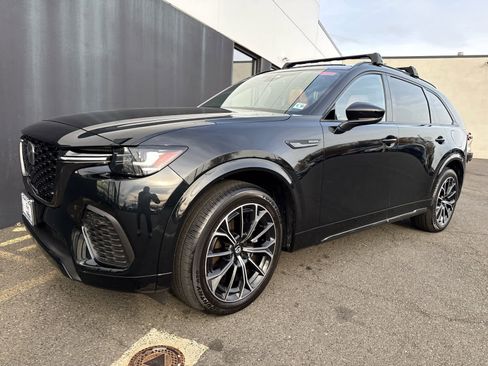 Certified 2025 MAZDA CX-70 3.3 Turbo S w/ Premium Plus image 2