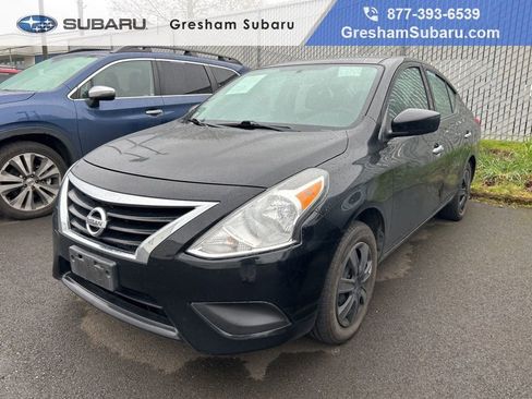 Used 2019 Nissan Versa SV image 1