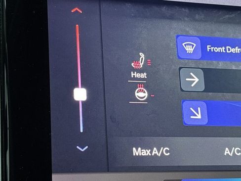 Used 2022 Jeep Grand Cherokee Limited image 34