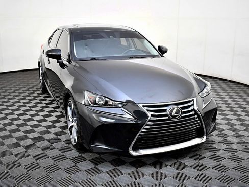 Used 2017 Lexus IS 300 AWD image 4