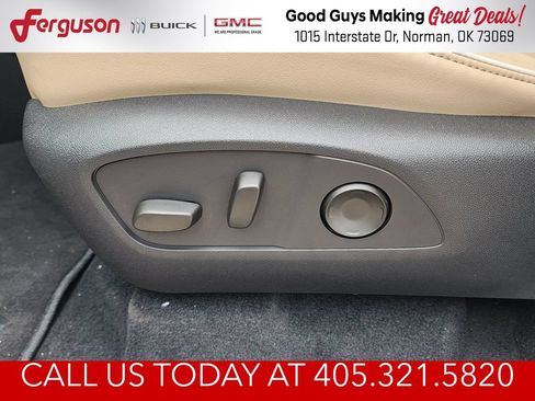 New 2027 Buick Enclave Preferred w/ Power Package AWD/4WD image 17