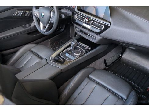 Used 2020 BMW Z4 sDrive30i w/ Convenience Package image 15