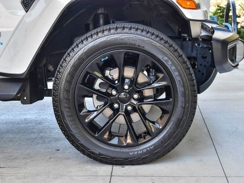 Used 2023 Jeep Wrangler Unlimited Sahara w/ Cold Weather Group image 10