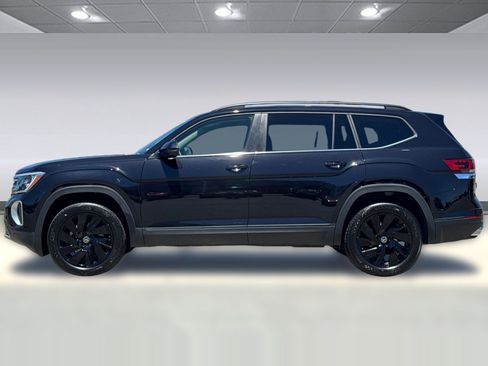 Used 2026 Volkswagen Atlas SE AWD/4WD image 2