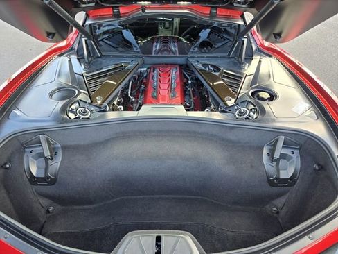 Used 2022 Chevrolet Corvette Stingray Premium Cpe w/ Z51 Performance Package image 12