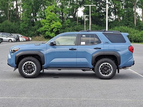 New 2026 Toyota 4Runner TRD Off-Road Premium w/ Tow Technology Package AWD/4WD image 9
