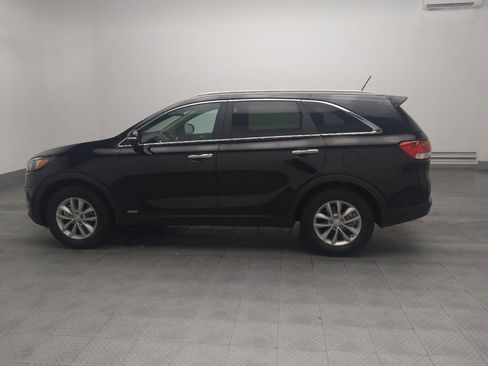 Used 2017 Kia Sorento AWD image 3