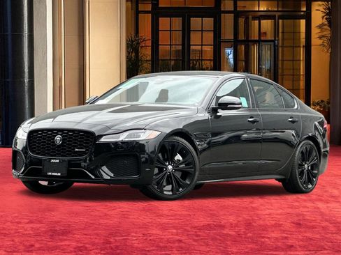 Used 2024 Jaguar XF R-Dynamic SE image 2