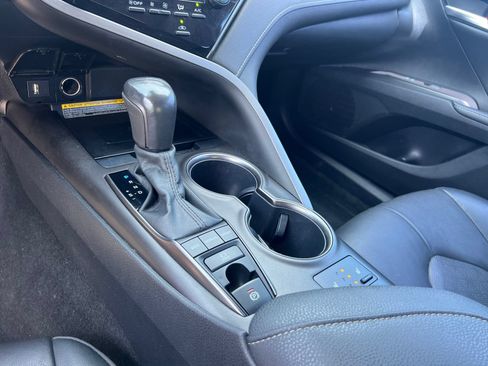 Used 2021 Toyota Camry XSE AWD/4WD image 32