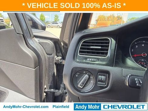 Used 2015 Volkswagen GTI 4-Door FWD image 17