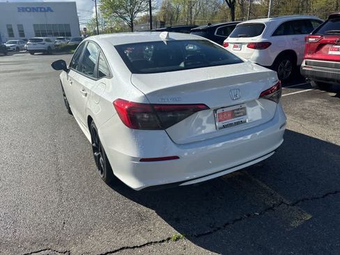 Used 2023 Honda Civic Sport image 19