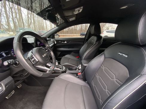 Used 2023 Kia Forte GT-Line image 21