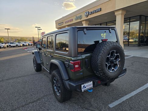 Used 2023 Jeep Wrangler Unlimited Rubicon 4xe w/ Cold Weather Group AWD/4WD image 7